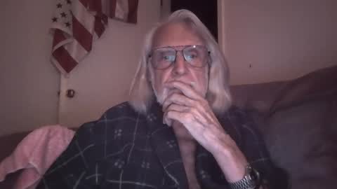 AlphaUniform online show from April 8, 2026, 2:55 am