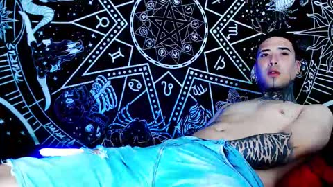 alptraum_boy online show from November 12, 2025, 7:03 pm