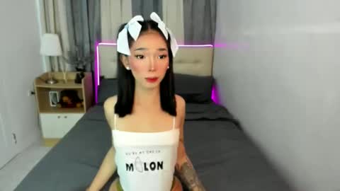 Andrea online show from November 10, 2025, 8:24 am