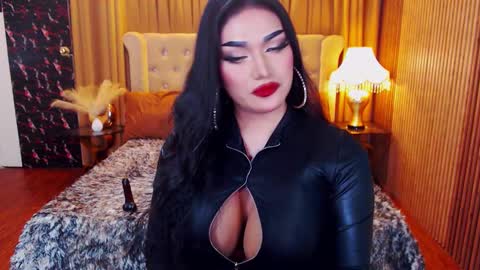 Alura Jhenson online show from September 11, 2025, 7:14 pm