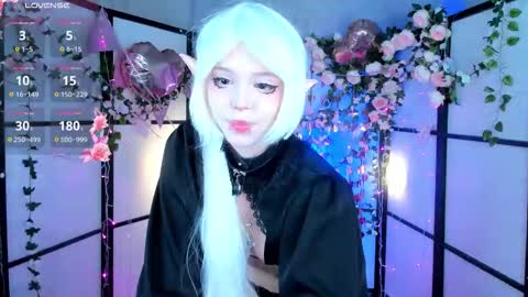 Snapshot of aluwe_meow chatting on February 26, 2026, 9:47 pm Aluwe online show from February 26, 2026, 9:47 pm