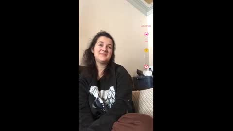 Alvie online show from February 24, 2025, 1:53 pm