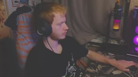 Snapshot of alvin__main chatting on September 26, 2025, 10:36 pm Alvin Puska -- online show from September 26, 2025, 10:36 pm