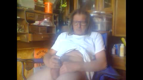 alwayshard4u1 online show from January 1, 2025, 7:10 pm