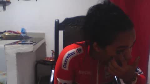 analia online show from September 18, 2025, 3:52 am