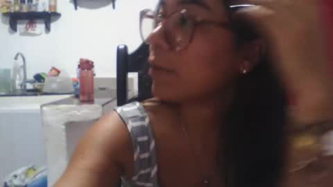 analia online show from September 21, 2025, 3:19 am