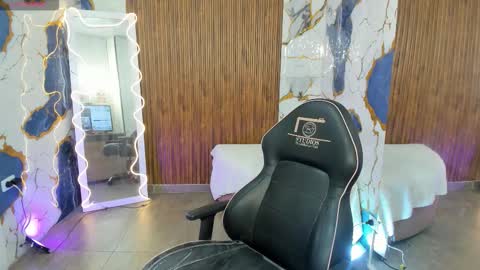 ALYCE  online show from March 20, 2026, 11:48 am