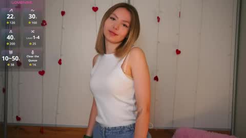 Kate online show from April 22, 2026, 4:19 pm