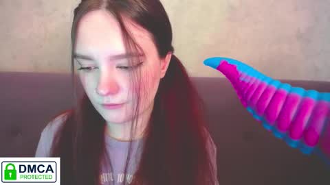 Alyssa online show from October 22, 2025, 9:31 am