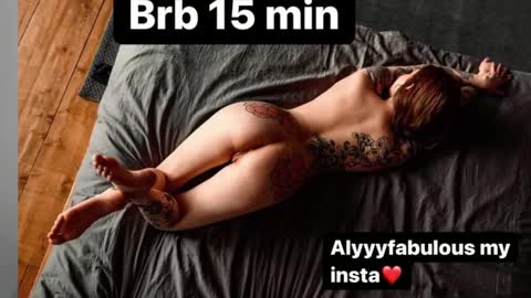 Snapshot of alyssa_fabulous chatting on December 15, 2024, 12:49 pm Aly online show from December 15, 2024, 12:49 pm