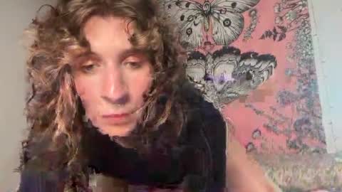 Alyssa online show from April 29, 2026, 10:27 pm
