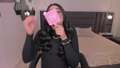 Aly  online show from November 12, 2025, 11:54 am