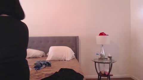 Alyssiaamorexo online show from February 1, 2025, 7:23 pm