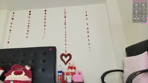 Isabella online show from February 23, 2025, 10:53 pm