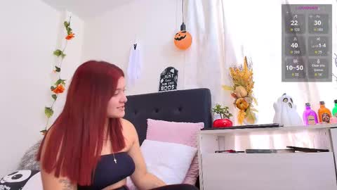 Isabella online show from October 12, 2025, 6:40 pm