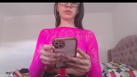 Snapshot of amadamar chatting on October 5, 2025, 6:06 pm valentia online show from October 5, 2025, 6:06 pm