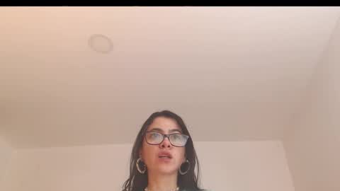 Snapshot of amadamar chatting on October 10, 2025, 2:54 am valentia online show from October 10, 2025, 2:54 am