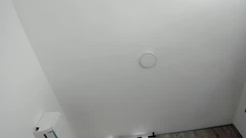 Amaia Mendoza online show from February 19, 2025, 5:06 pm