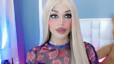 amal_baddel_ online show from January 25, 2025, 12:58 pm