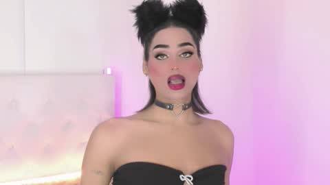 amal_baddel_ online show from December 23, 2025, 5:27 am