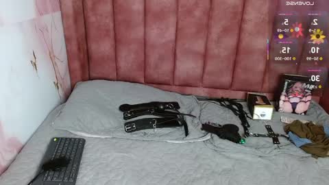 Hilary Ester online show from April 16, 2026, 9:39 pm