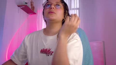 Amalia Im Back See you soon this January 7 at 10 pm Colombia time online show from November 16, 2025, 7:52 pm