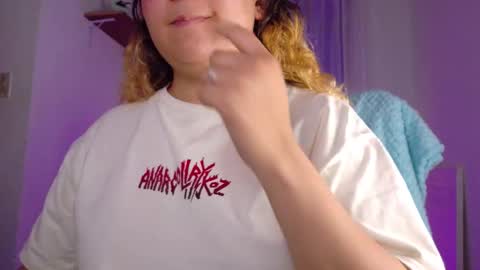 Amalia Im Back See you soon this January 7 at 10 pm Colombia time online show from December 4, 2025, 1:15 am