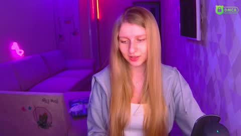 Amalia online show from December 7, 2024, 2:13 pm