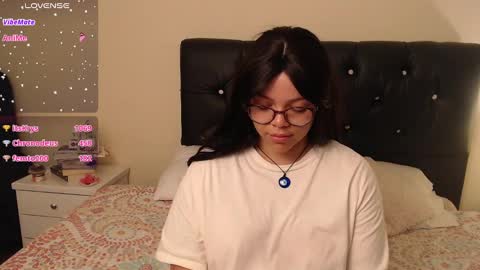 Snapshot of amand1_sweet chatting on February 1, 2025, 6:51 pm online show from February 1, 2025, 6:51 pm