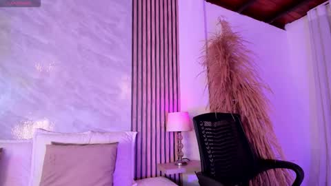 Luisa online show from October 26, 2025, 11:53 pm