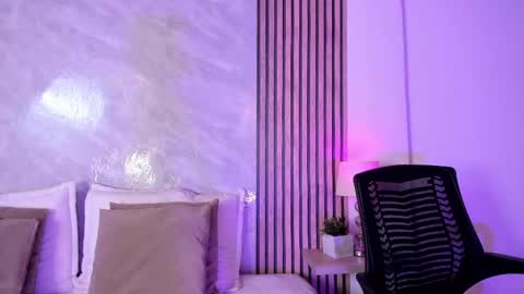 Snapshot of amanda_26 chatting on May 31, 2026, 1:03 am Luisa online show from May 31, 2026, 1:03 am