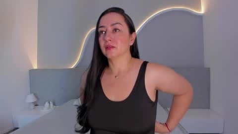 amanda_benz_ online show from June 2, 2026, 11:34 am