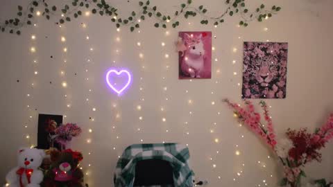 amanda_bright_ online show from May 30, 2026, 9:06 am