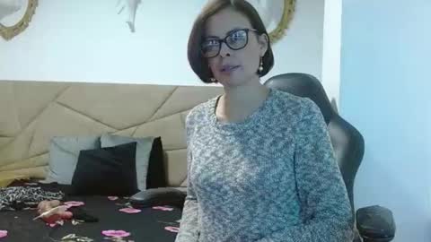 amanda_ramirez online show from January 12, 2026, 8:03 pm