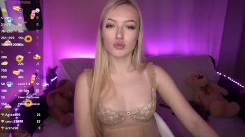 Snapshot of amandaafire chatting on December 28, 2024, 5:14 pm Amanda online show from December 28, 2024, 5:14 pm