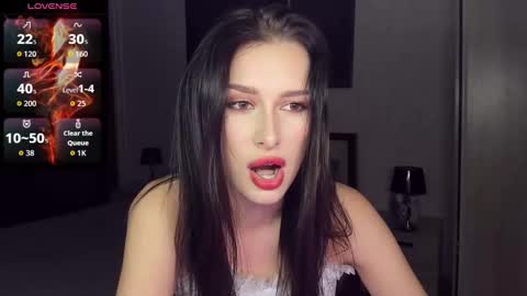 AmandaAir online show from November 11, 2025, 6:41 pm