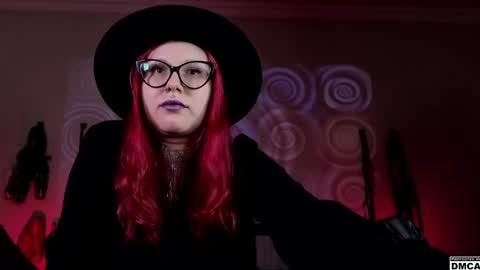 Goddess Amanita online show from February 6, 2025, 4:14 pm