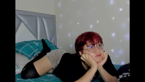 Snapshot of amapolasispanian chatting on October 18, 2025, 6:41 pm Amapola online show from October 18, 2025, 6:41 pm