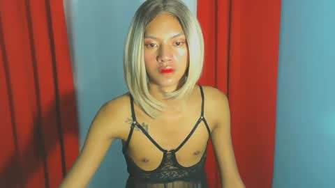 Snapshot of amara_fuck69 chatting on January 22, 2025, 11:53 pm amara_fuck69 online show from January 22, 2025, 11:53 pm