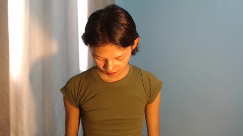 Snapshot of amara_fuck69 chatting on February 8, 2025, 2:15 am amara_fuck69 online show from February 8, 2025, 2:15 am