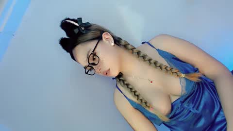 Snapshot of amarahugecock69 chatting on December 8, 2024, 10:19 am MARIA online show from December 8, 2024, 10:19 am