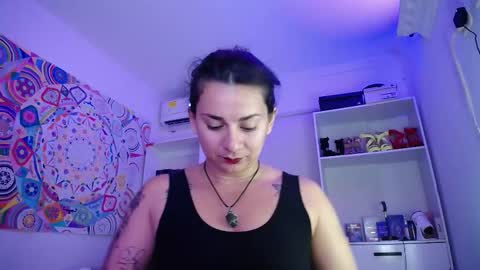 Susan online show from November 1, 2025, 11:51 pm