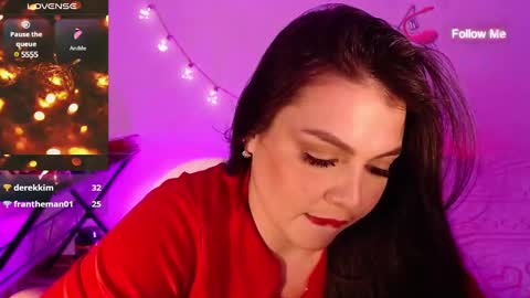Snapshot of amarantha_naughty chatting on December 13, 2024, 1:15 am Amarantha online show from December 13, 2024, 1:15 am