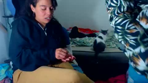 Amara Julia online show from December 17, 2025, 1:11 am