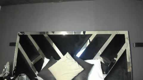 Emily online show from April 7, 2026, 9:43 am