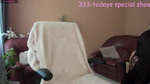 amateur_fitbabex online show from April 20, 2026, 5:43 am