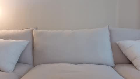 amaya_floress online show from February 12, 2026, 3:18 pm