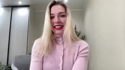 Kelly online show from January 4, 2025, 9:54 am