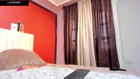 Sara  online show from September 10, 2025, 12:05 pm