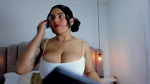 Snapshot of ambar85 chatting on November 23, 2025, 1:38 am ambar85 online show from November 23, 2025, 1:38 am